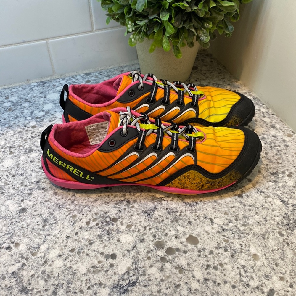 Merrell Women Lithe Glove Cosmo Pink Hiking Vibram 7.5